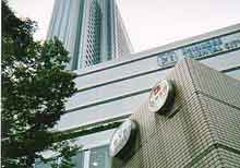 �n���S�~��Ĉē��ɉ����čs���ƁA�O�ɏo�炸�ɒ��ɓ���܂��恙