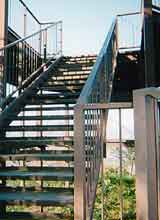 �}�G�ƈꏏ�I�A�j���ƈꏏ�I�I�i�΁E����ł͖؂ƂȂ��Ă܂����A���͓S���K�i�ł��ˁj